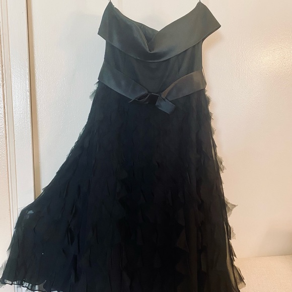 White House Black Market new with tags, party dress - Picture 3 of 13